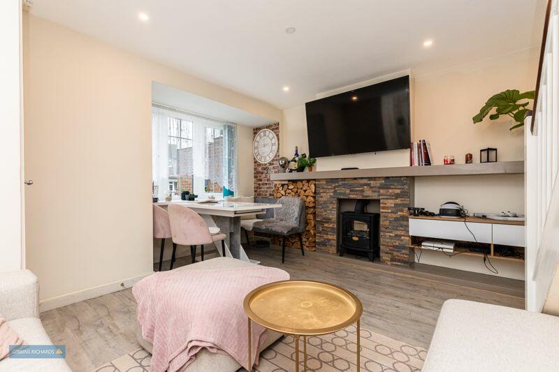 Sitting/Dining Room