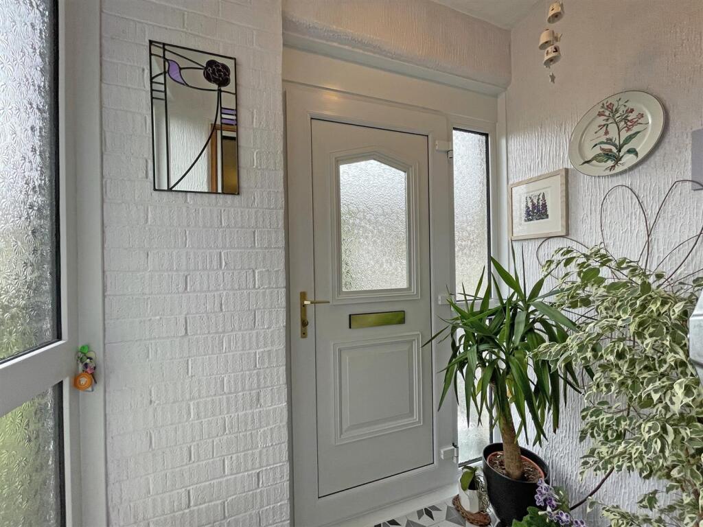 Fort Austin Avenue - Porch.jpg