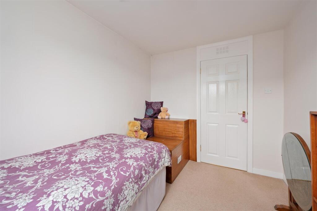 10ElmGrove019.JPG