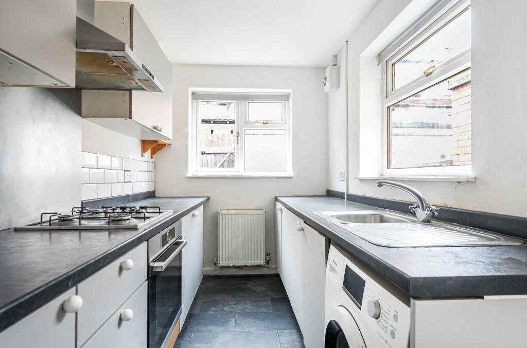 1332485-8-688b646...