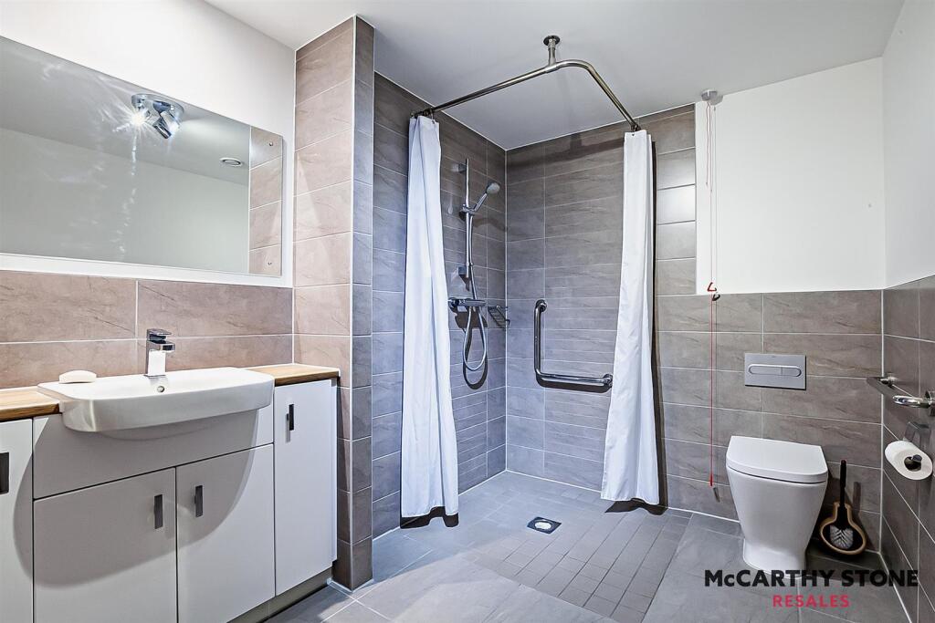 8594659-interior13-800.JPG