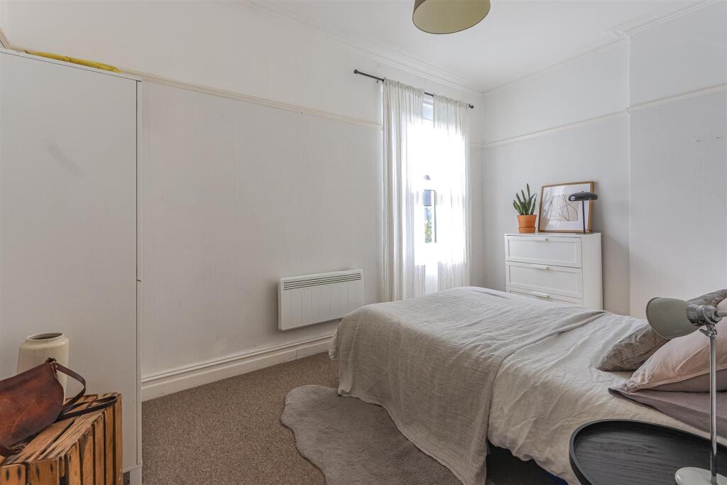 Connaught Road 13, 3-8.jpg