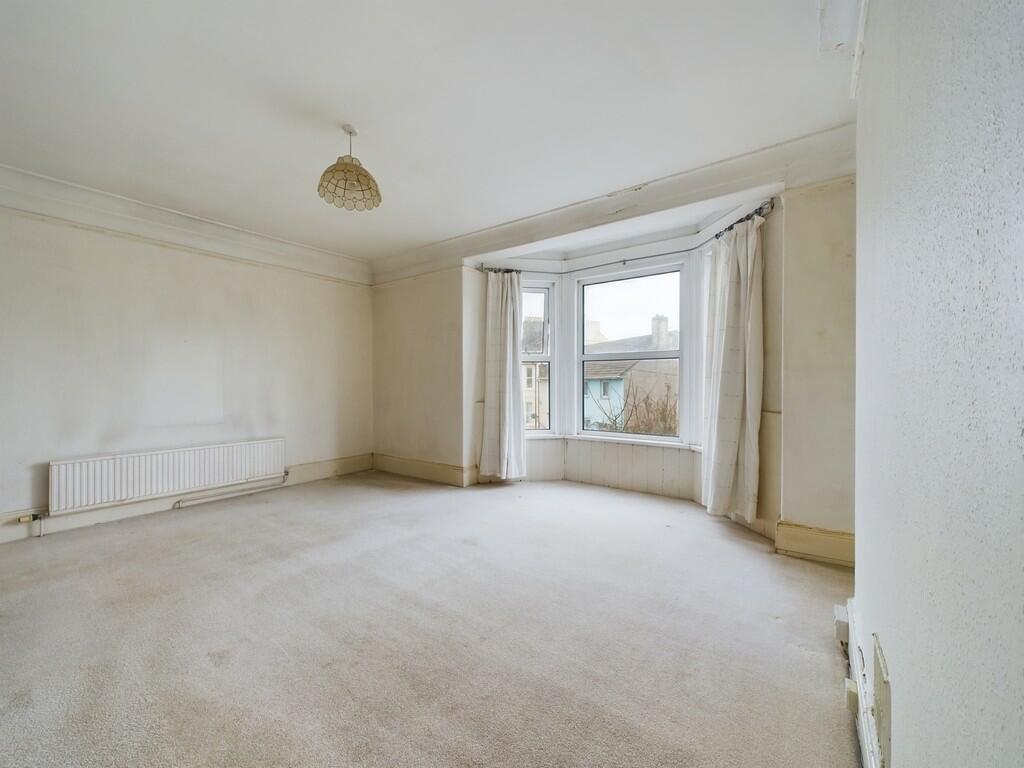 CAM02089G0-PR0378...