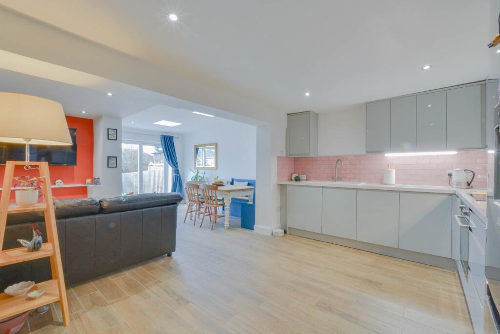 DSC_8500-DSC_8502 - Copy