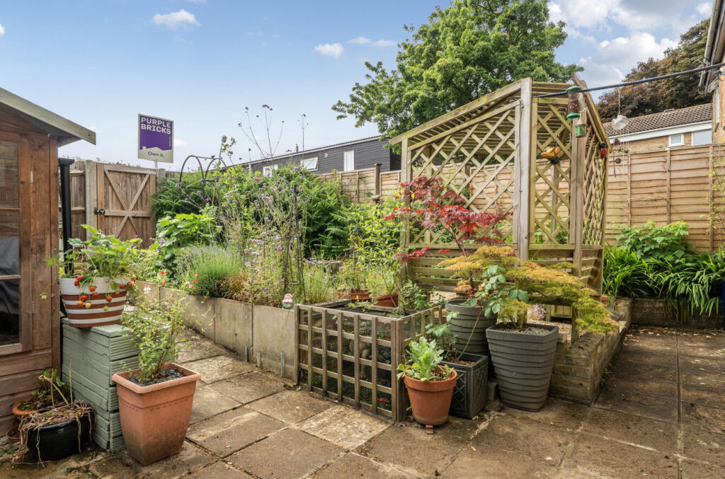 1299321-3-683820b...