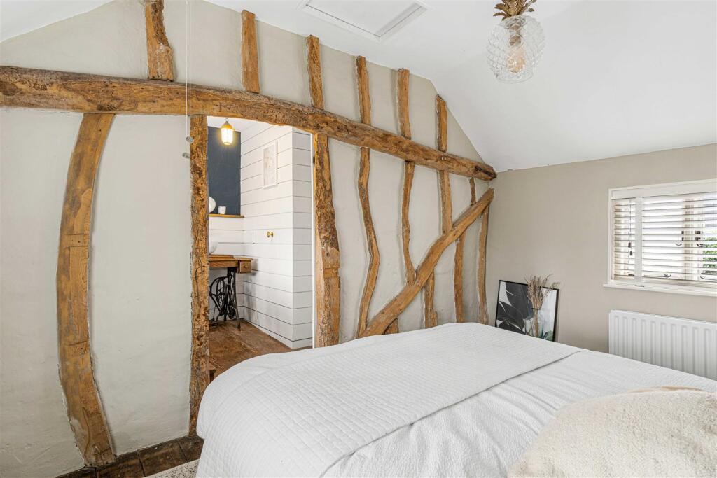 Quin Cottage - 12.jpg