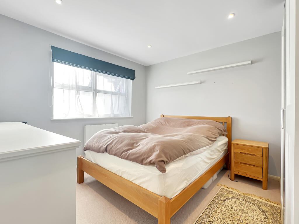 24b9d6e74ddff3f700a07ccebb4431bcab3002ca