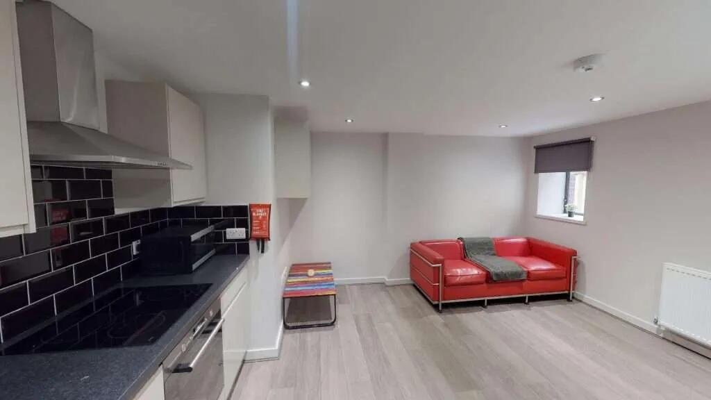 Flat_4_7_St_Peters_Close