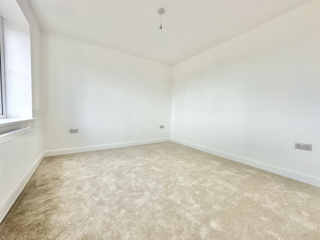 Bedroom2.jpg