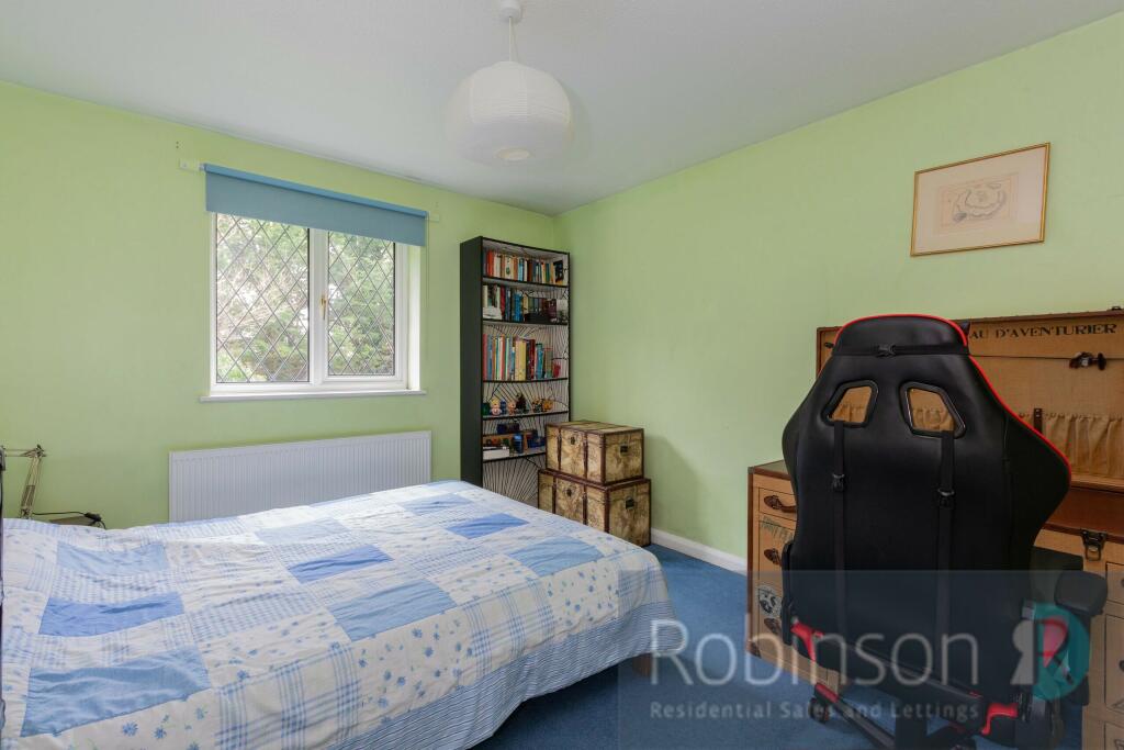 4 Milverton Close-16