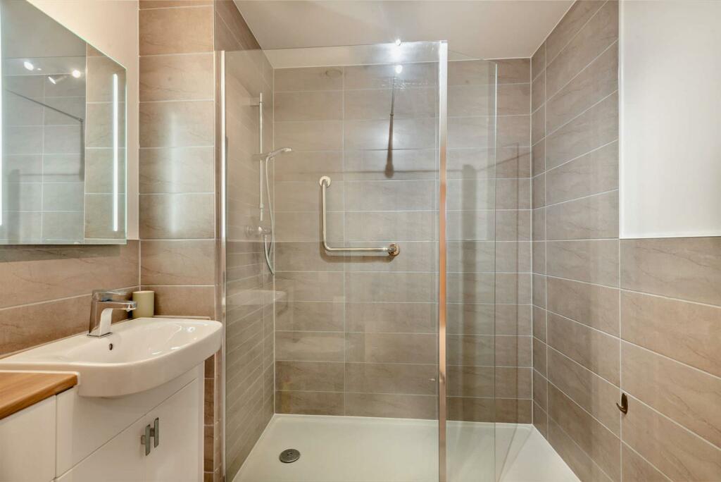 8576861-interior04-800.jpg