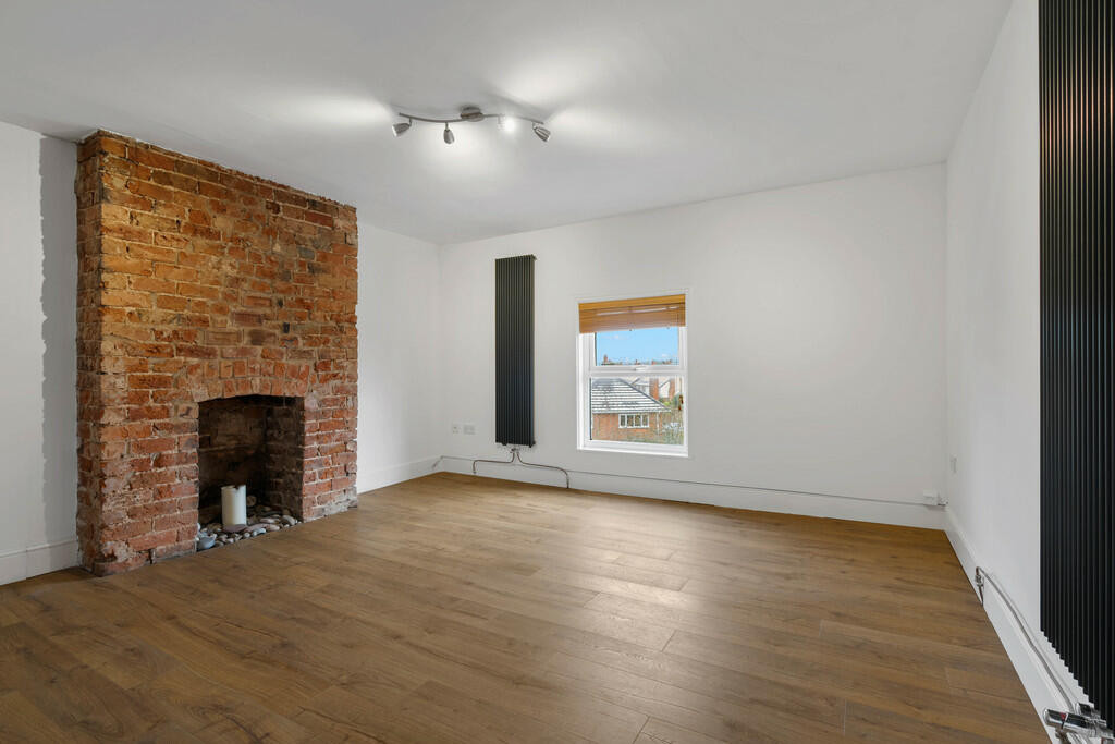 Flat 1, 16 Eaton ...