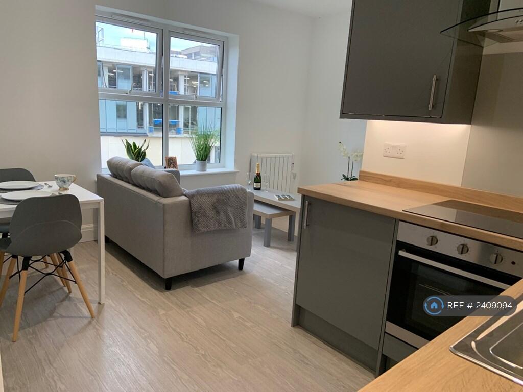 Open Plan Kitchen Lounge
