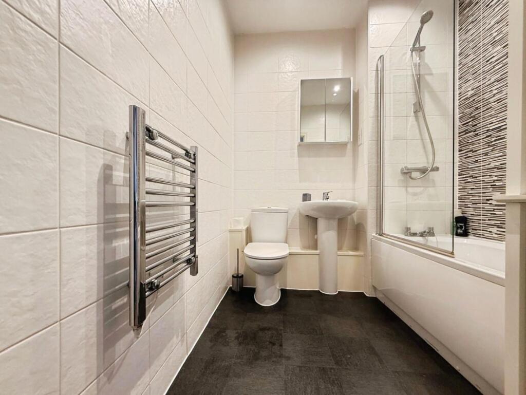 ec828d86--455F-867A-9EC2D2F7A4EB-13982-00000461909