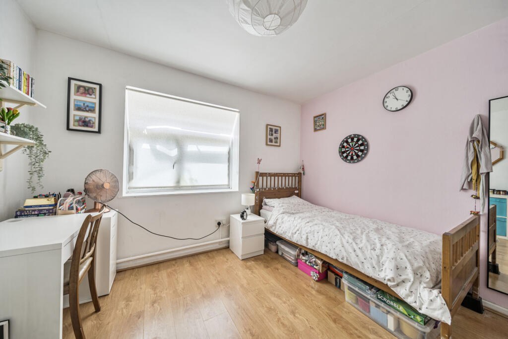 1313851-17-686cf5...