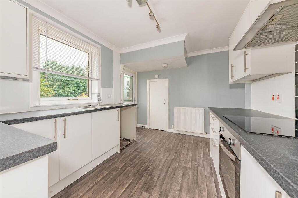 28 Ballindean Crescent Dundee-2.JPG