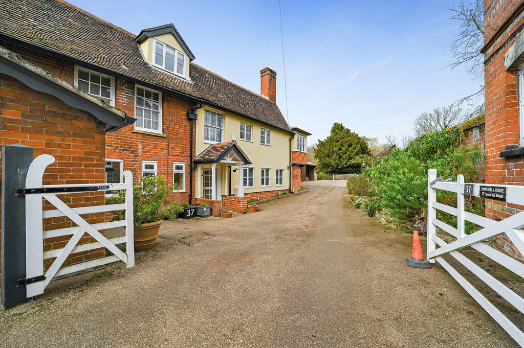 PT-TV-HawksmillHo...