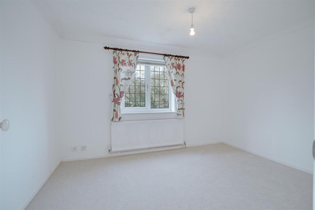 15 Elliott Cl, Newmarket--13.jpg