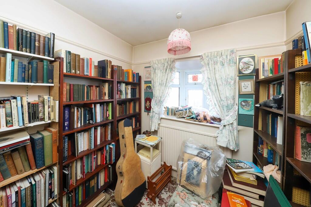 60 Lowlands Road ...