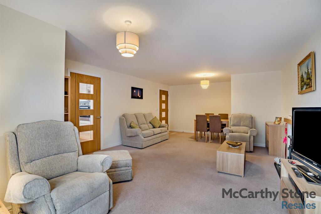 8653830-interior02-800.jpg