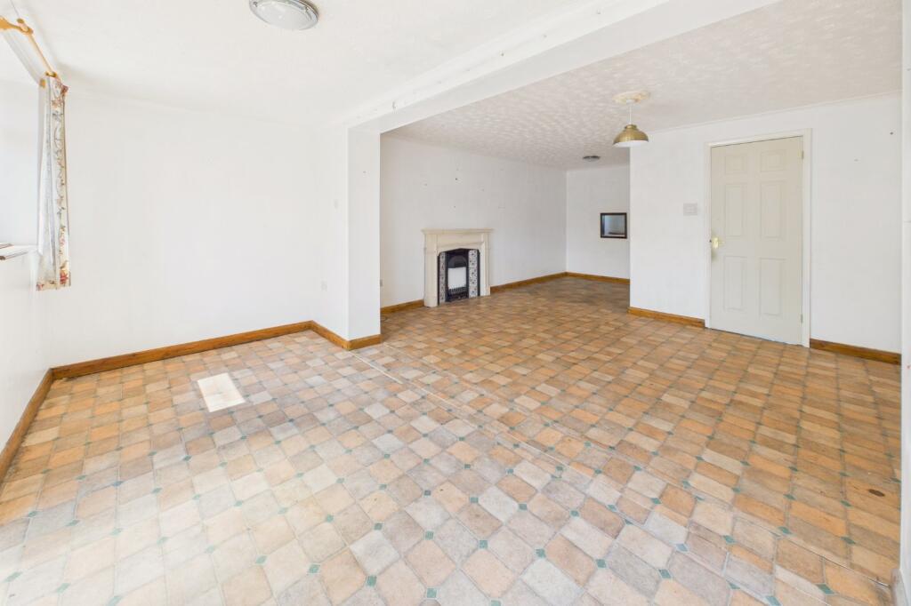 Living/Diningroom