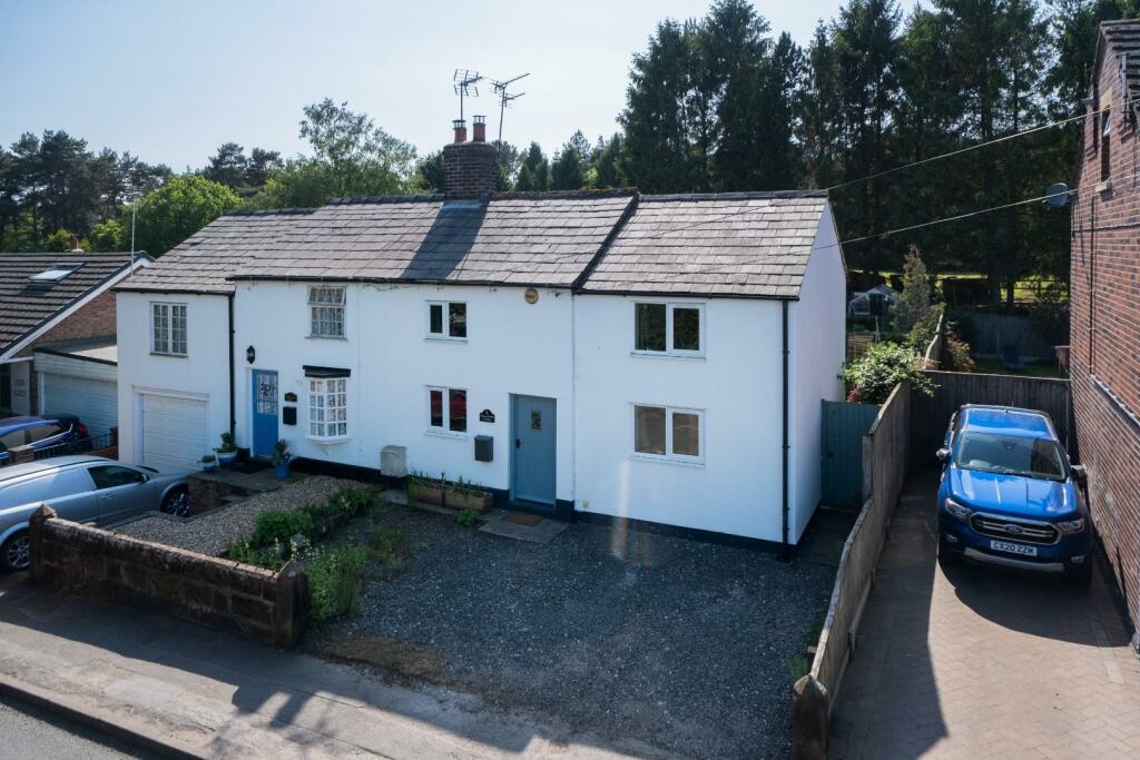 1 Beaconsfield Cottages-036.JPG
