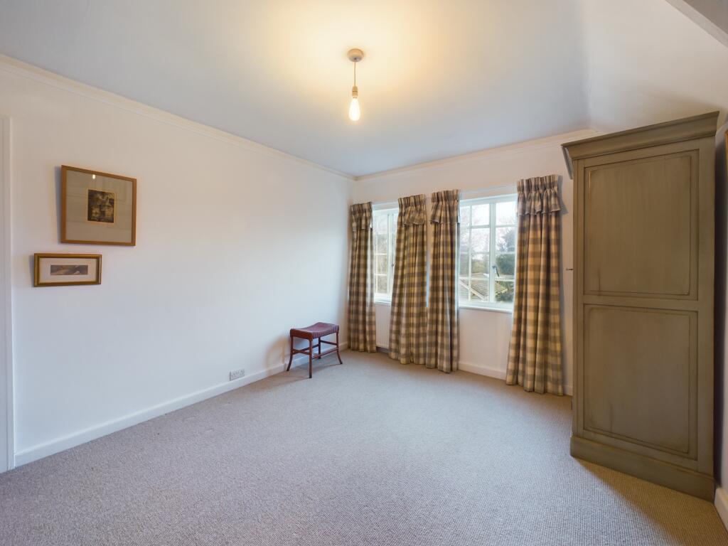 CAM02545G0-PR0321-STILL007