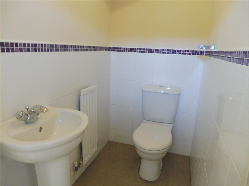 Cloakroom/wc