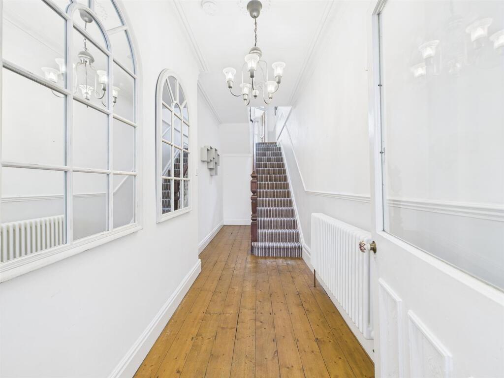 6 - Spacious Maisonette for Auction, St Andrews, B