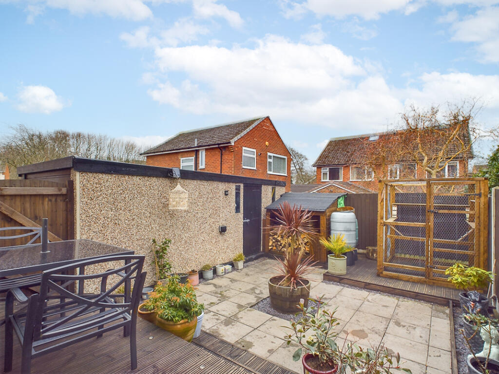 CAM03674G0-PR0397-STILL010-Edit