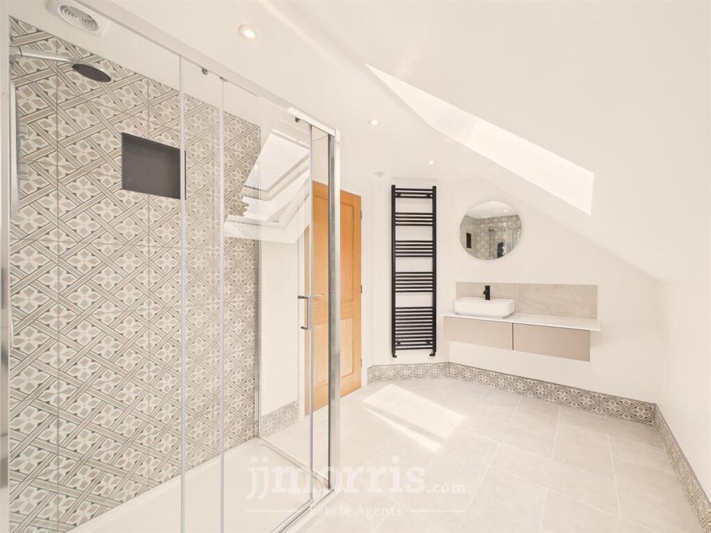 En Suite Shower Room