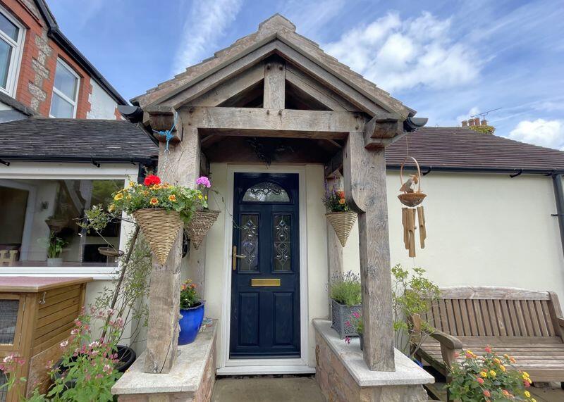 Oak Framed Entrance Porch