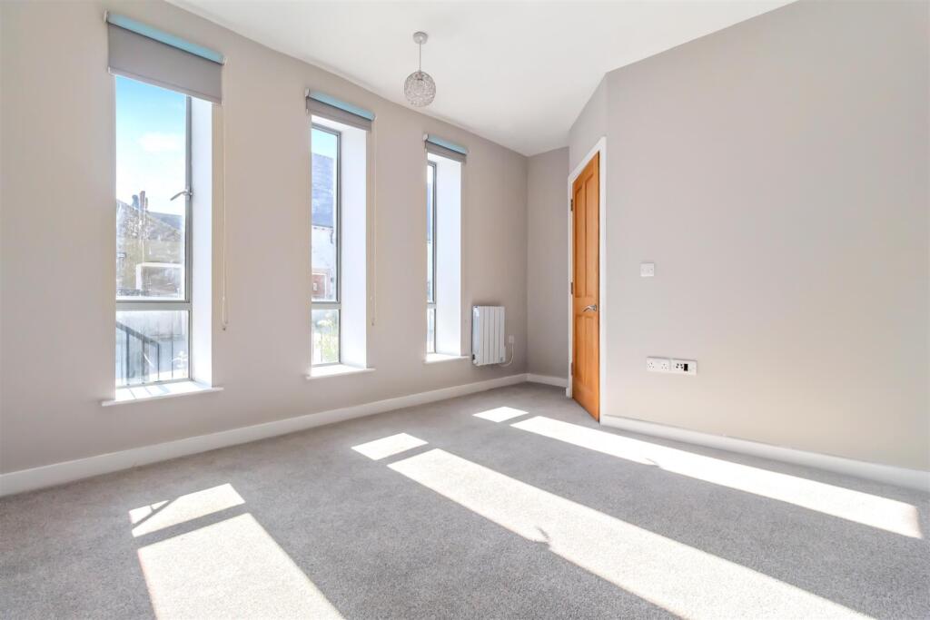 School Yard, 9-002.jpg