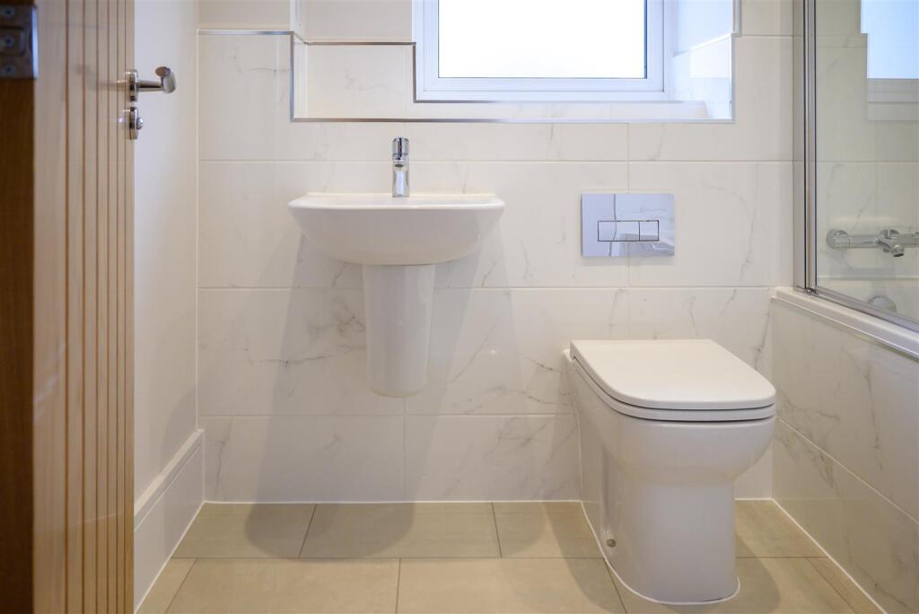 Spitfire 105 Plot 61.jpg