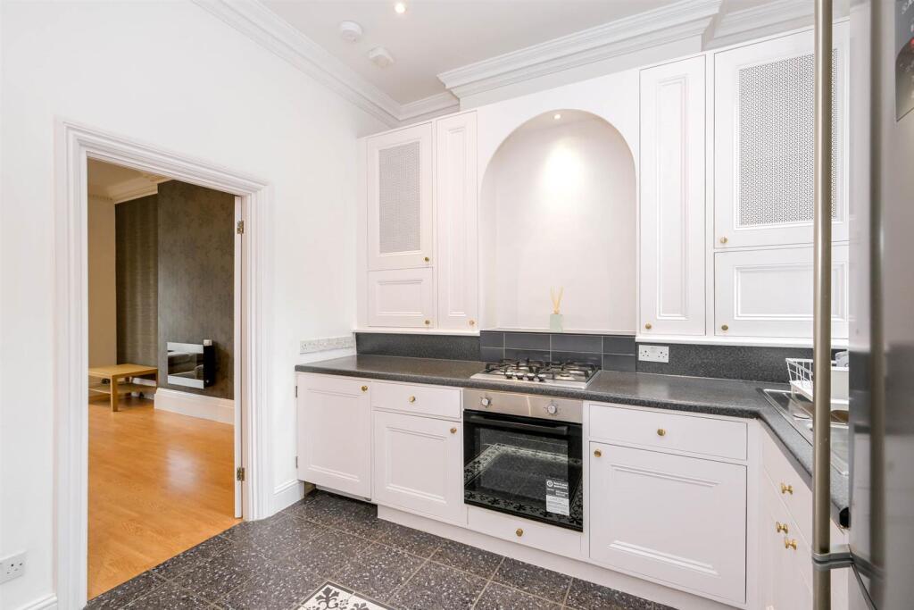 46a The Drive-12.jpg