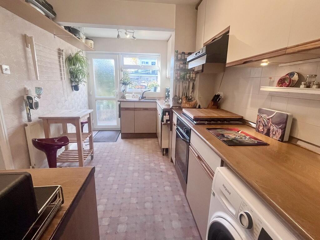 602592e5-83b9-4b6...