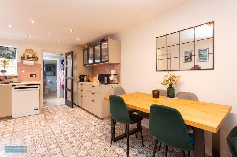 Kitchen/Dining Room
