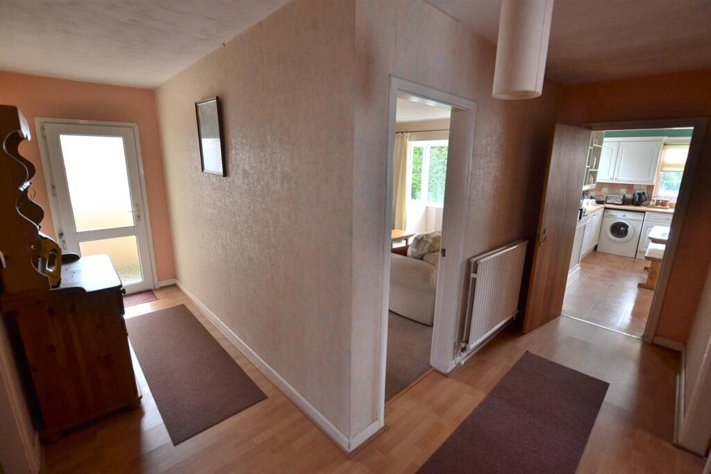 Hawcliffe Road (5).JPG