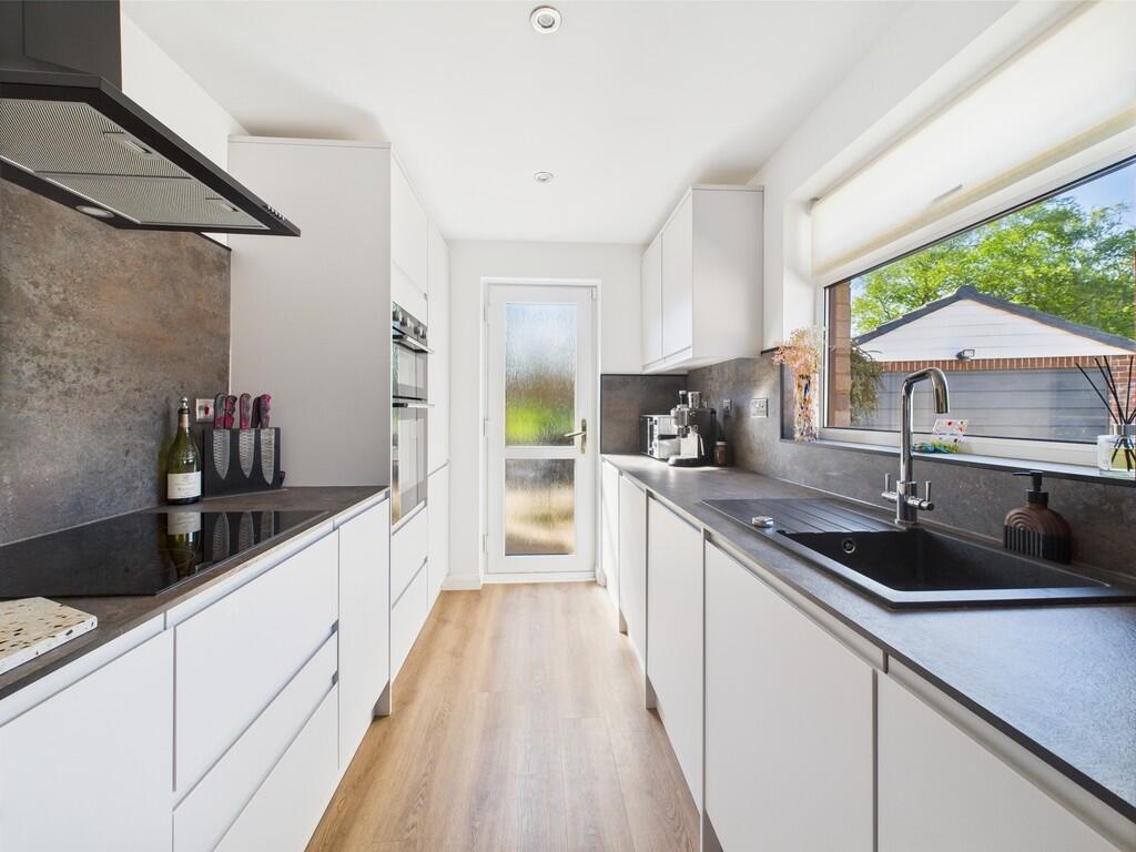 CAM02089G0-PR0474...