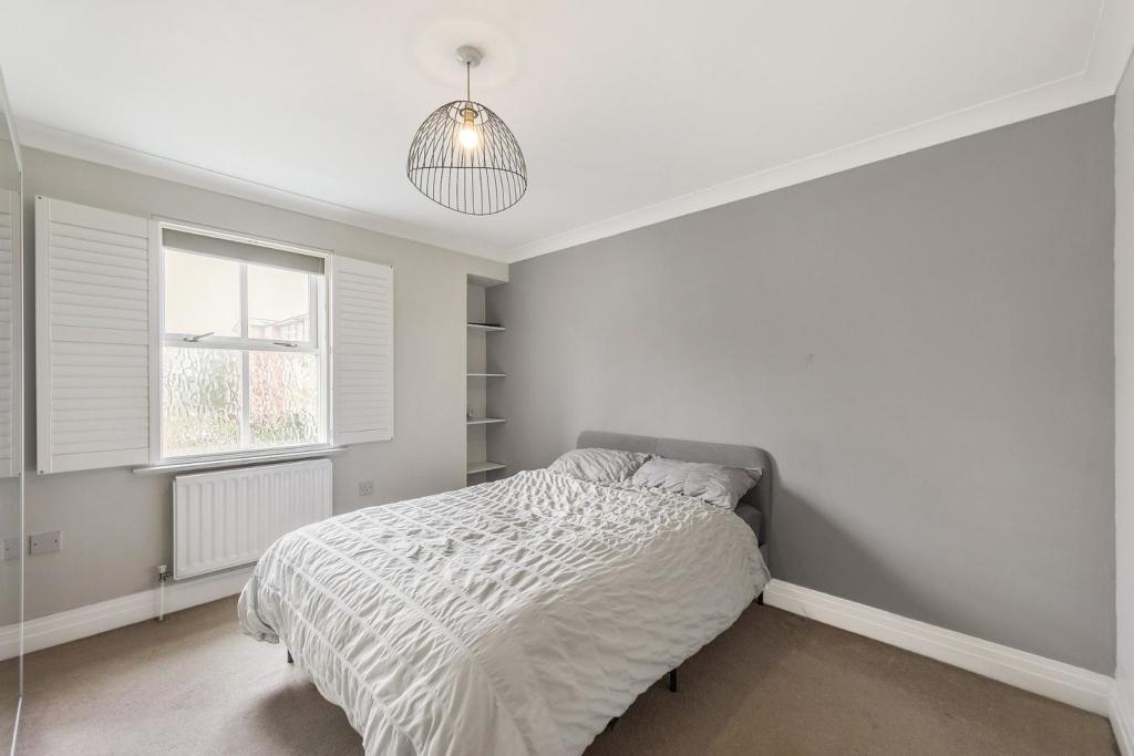 Bedroom.jpg