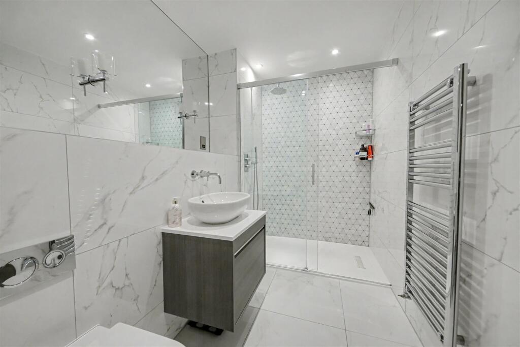 En-Suite.jpg
