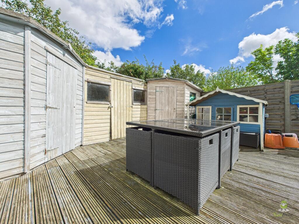 CAM01543G0-PR0155-STILL028