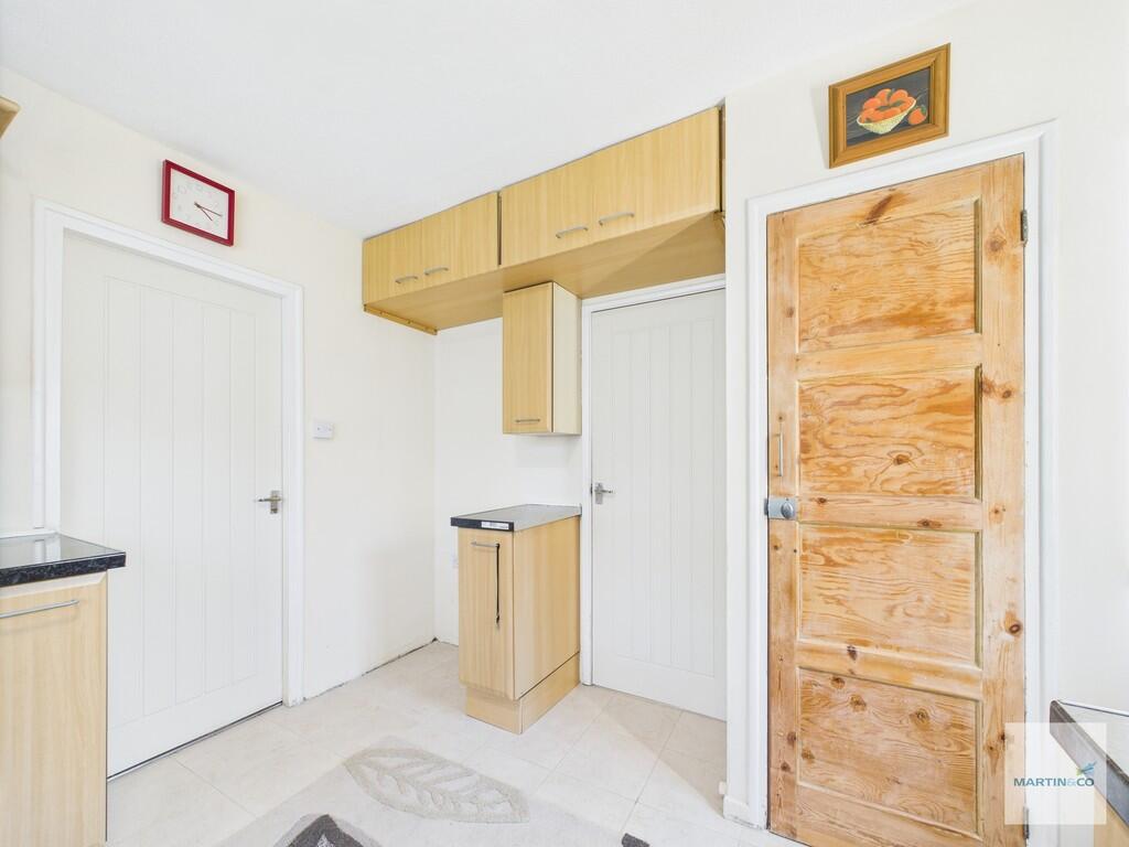 CAM03394G0-PR0323...