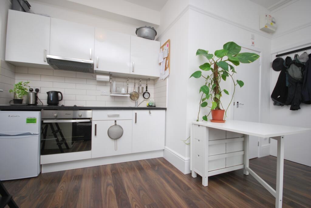 Kitchen-Dining Se...