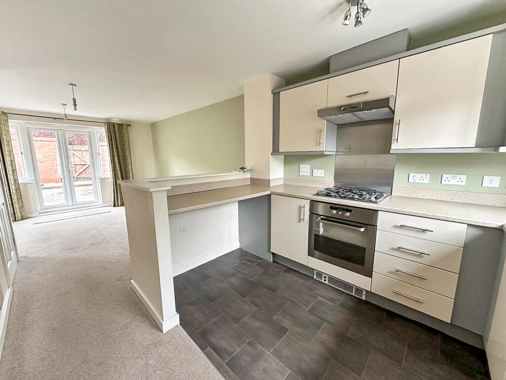 Kitchen/Living Area