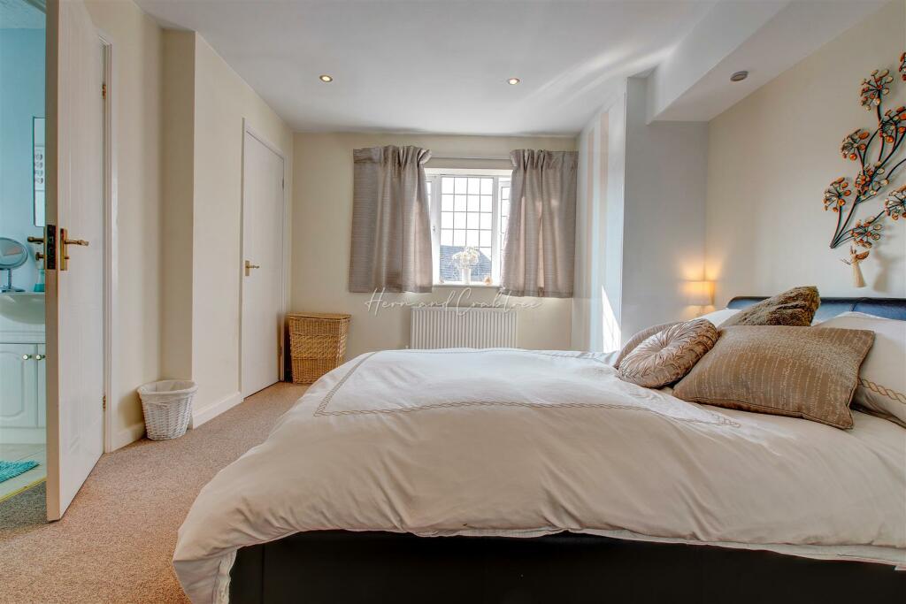 Maes Y Draenog (18).jpg