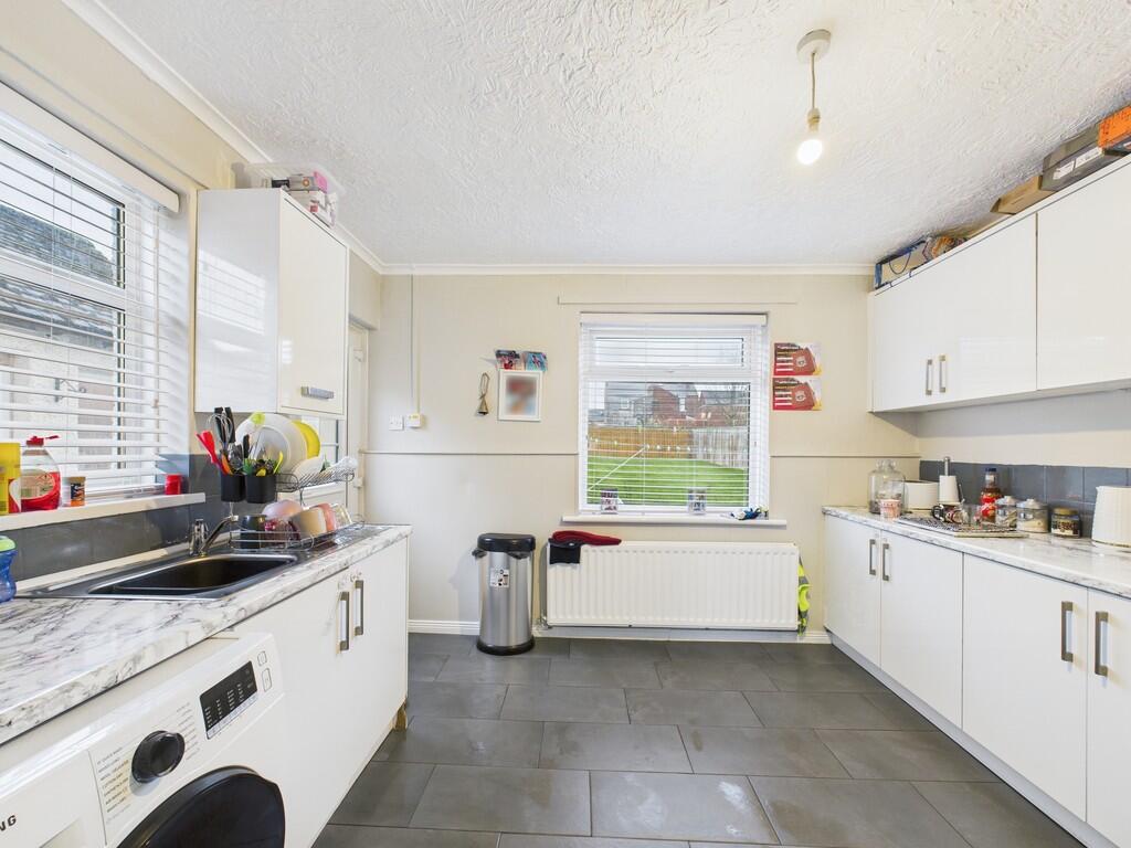 CAM01835G0-PR0356...