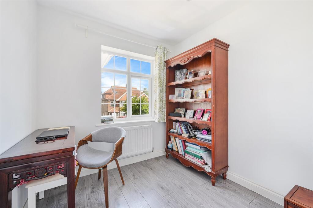 CORRIGAN AVENUE (15).jpg