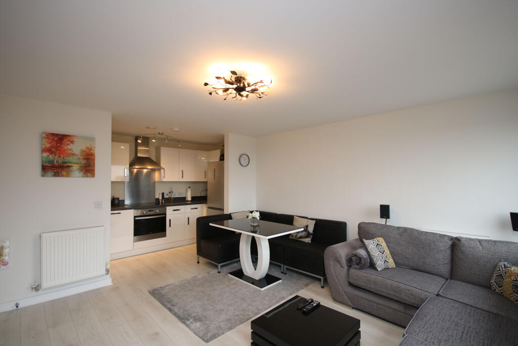Open Plan Living 2.JPG