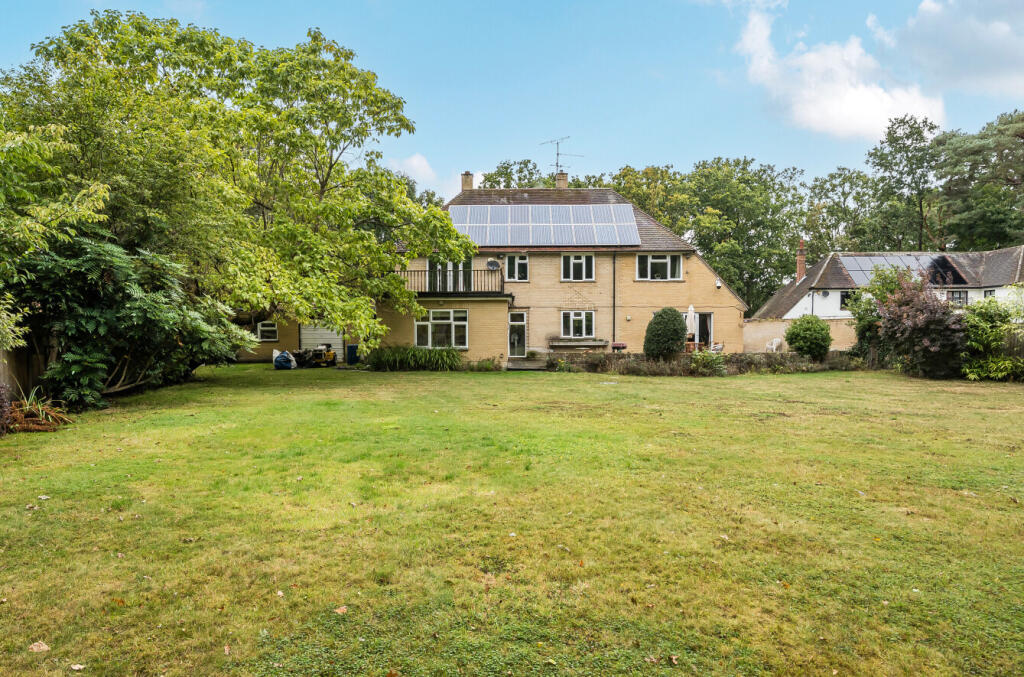 1353736-4-68c1a72...